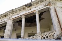 Реставрират сграда, в която са снимани сцени от филма "Опасен чар" (СНИМКИ)