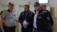 Мъжът, пребил дете в Луковит, остава за постоянно в ареста, реши съдът
