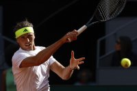 Зверев отпадна на осминафиналите в Мадрид
