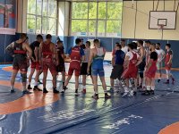 Националите по борба започнаха подготовка в комплекс "Диана"