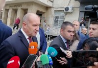 Президентът Румен Радев: Предложих референдум, а не партия