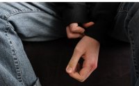 Как да противодействаме на "локалите"?