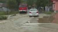 Лошо време в Румъния: Евакуация заради наводнения