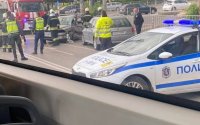Автобус на градския транспорт помете кола на кръстовището на "Орион" в София (ВИДЕО)