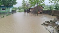 Обилните валежи в Румъния оставиха цели райони под вода