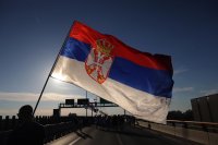 Протест в Белград: Студенти блокираха движението за час