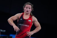 Безупречни Биляна Дудова и Юлияна Янева на държавното първенство по борба