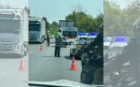 Нова катастрофа с тир в отсечката, където загина 12-годишната Сияна (СНИМКИ и ВИДЕО)