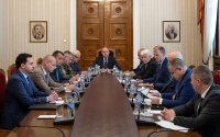 Президентът Радев разговаря с представители от МО, МВР, МВнР и службите заради усложнената обстановка в Близкия изток