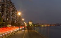 Българи са арестувани в Солун - оставили бебето си да плаче на балкона и си легнали