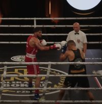 Четвърта поредна победа за Рами Киуан в боксовата лига на Полша