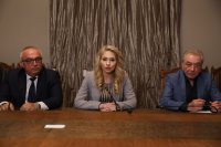 Тристранно споразумение: КЗК, КЗП и КРС обединяват усилия в борбата срещу спекулата