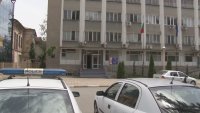 Схема за измама: Възрастна жена за малко да загуби всичките си имоти