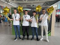 4 отличия за България: Ученици от СМГ и НПМГ извоюваха медали по химия на Международната олимпиада в Дубай