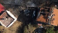"Гледах как ми гори домът" - хората с изпепелени къщи в Костинбродско очакват помощ от държавата