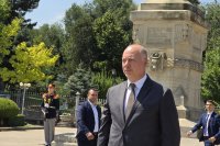 Премиерът Росен Желязков за критиките на президента: Няма да коментирам пловдивски сказки