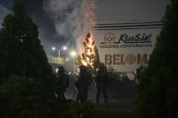 Нови арести и ранени полицаи по време на протестите в Сърбия
