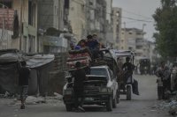 Израел се готви да превземе Газа, танкове обсаждат града