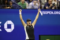 Ига Швьонтек е на пети пореден осминафинал на US Open след обрат над Анна Калинская