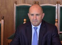 Президентът Радев за инцидента със самолета на Фон дер Лайен: Това е измислен скандал