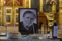 Близки и приятели се простиха с поета Кирил Кадийски