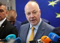 Желязков: Не се разследва ситуацията със самолета на Фон дер Лайен, това не е нито хибридна, нито кибератака