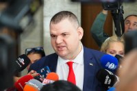 Делян Пеевски: Няма да позволя никой да тресе страната