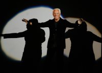 Краят на една епоха: Последна почит към модната легенда Джорджо Армани (СНИМКИ)