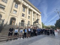 Близките на убития баща на три деца в катастрофа в "Христо Ботев" настояват за справедловост