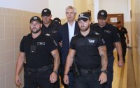 Коцев преди влизането в Съдебната зала: Благодаря ви за подкрепата