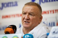 Симеон Щерев: Няма как да искаме резултати при мъже и жени, когато липсват такива при юноши и девойки