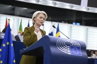 Урсула фон дер Лайен осъди атаката с дронове срещу Полша и призова за по-твърди действия срещу Израел