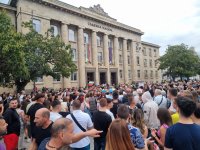 Ново разглеждане на доказателствата искат близки на задържаните за побоя над полицейския шеф в Русе