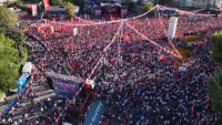Десетки хиляди излязоха на протест срещу опозицията в Турция