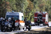 Двама души загинаха при тежка катастрофа в София (СНИМКИ)