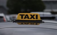Полицията в Бургас намери над 500 таблетки амфетамин в такси