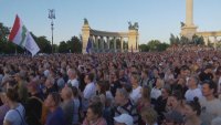 Недоволство в Унгария: Протести в Будапеща срещу премиера Орбан