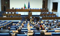 Неуспешен е петият вот на недоверие към кабинета „Желязков“