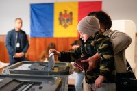 Парламентарни избори в Молдова: Ключов избор между ЕС и Русия