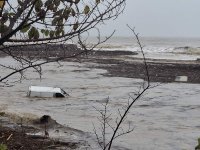 Водната стихия помете всичко: Отнесени пътища и автомобили, евакуация и три жертви (ОБЗОР)
