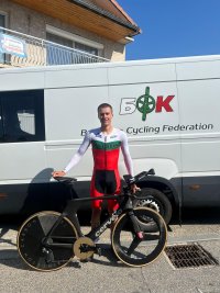 Никалъс ван дер Мерве се класира осми при юношите старша възраст в старта по часовник на европейското по шосейно колоездене