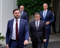 Американското правителство е заплашено от бюджетен блокаж