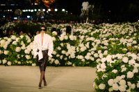 Седмицата на модата в Париж с блясък и звезди