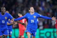 Франция, Швейцария и Северна Македония се доближиха до Мондиал 2026