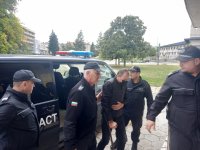 Пуснаха под домашен арест бизнесмен, свързан с подземната цигарена фабрика край с. Момково