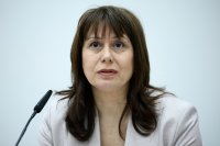 Омбудсманът предлага облекчаване на процедурата за получаване на семейни помощи за деца
