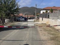 Тройното убийство в Бургаско: Бягство в гората, стар конфликт и психични проблеми - каква е хронологията