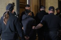 СГС решава да остане ли в ареста 15-годишното момче, убило свой връстник в мола