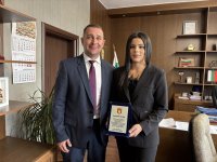 Кметът на Самоков награди младите таланти Пресиян Генов и Натали Тасева