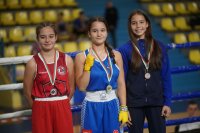 Русе и Локомотив София обраха титлите на ДЛОП по бокс за младежи и девойки